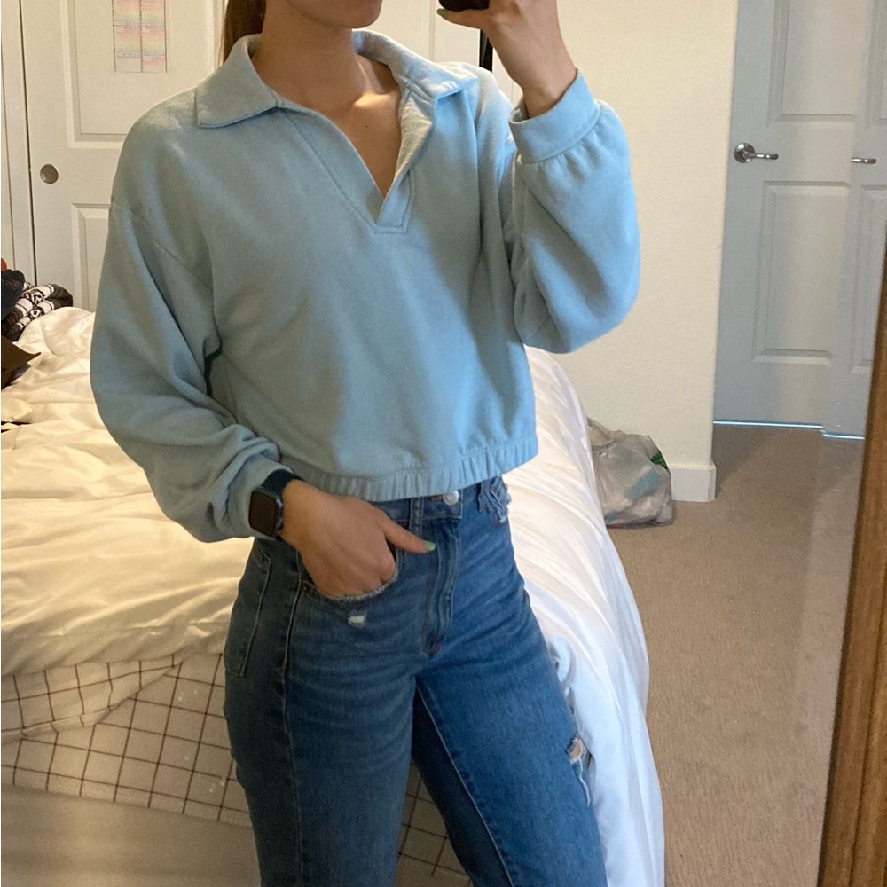 Cropped sweater